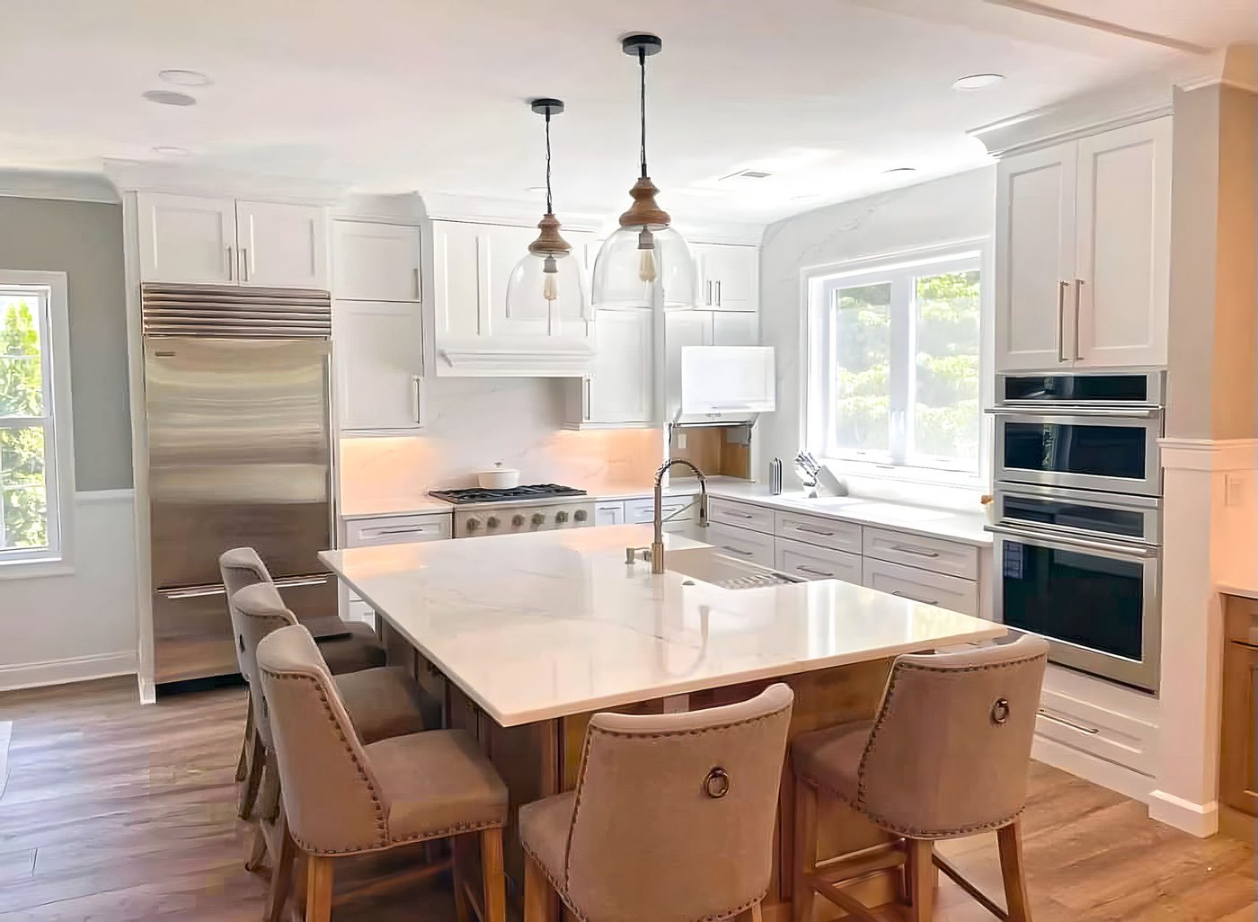 Kitchen island with upholstered seating
